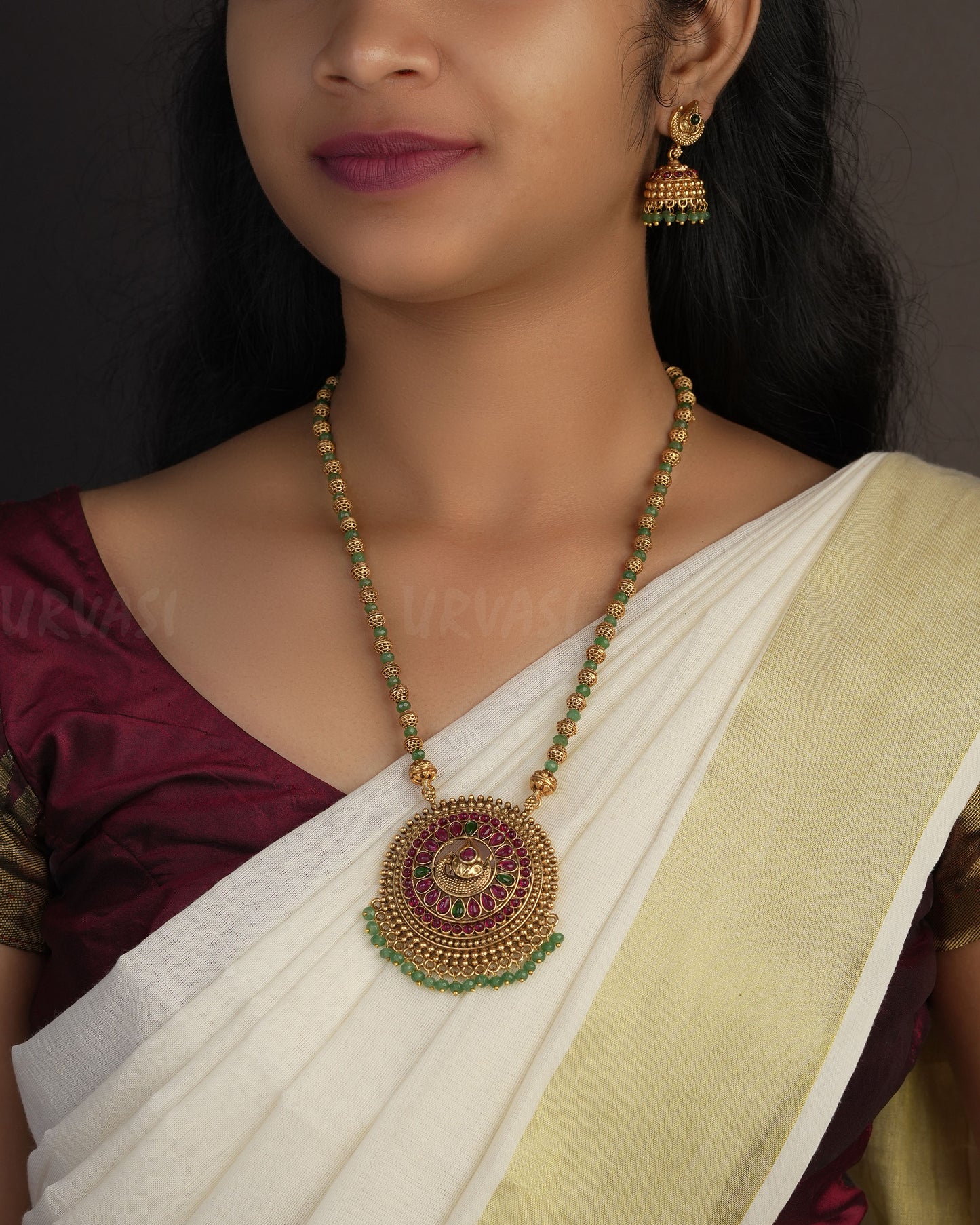 Gold-Toned Kundan Peacock Motif Long Necklace 1081