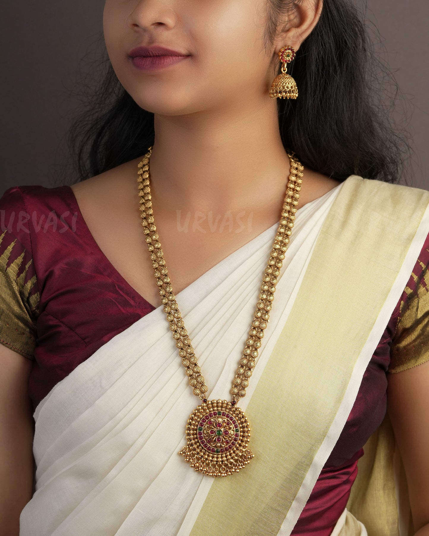 Gold Toned Floral Design Non-Idol Long Necklace 1098