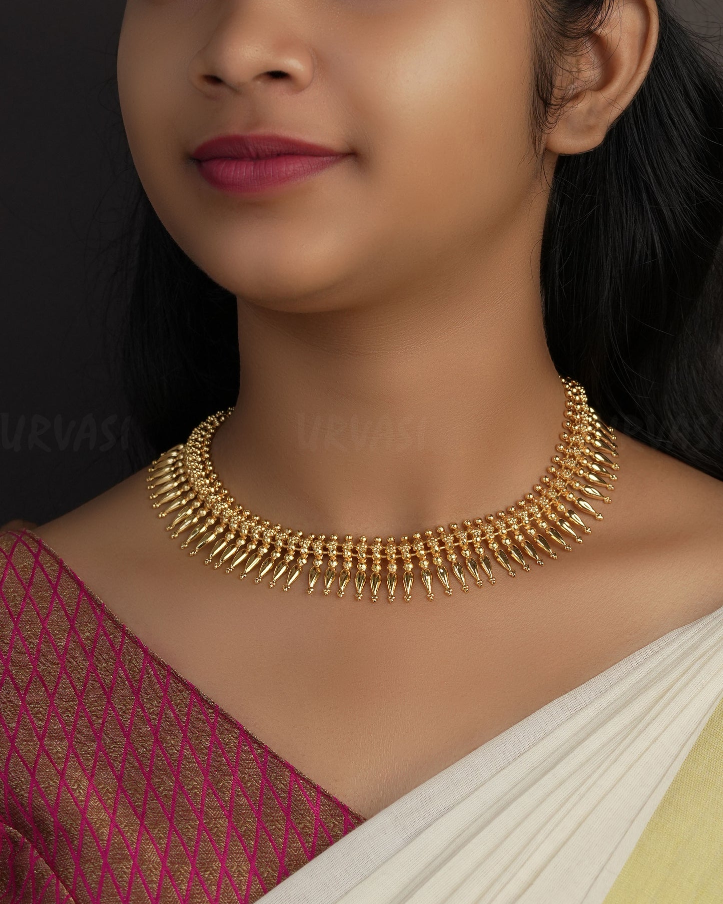 Gold-Toned Traditional Floral Mullamottu Necklace 1127