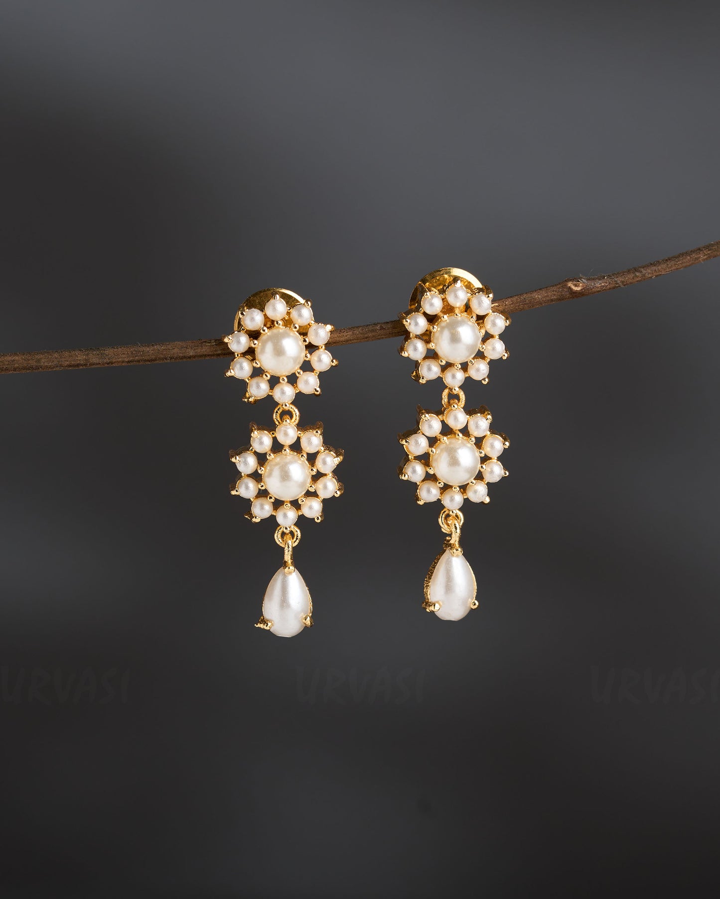 Gold-Polish Floral Pearl Earrings ER 846