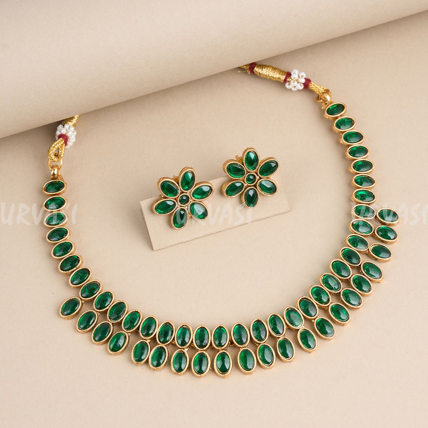 Purna Kemp Stone Necklace 283