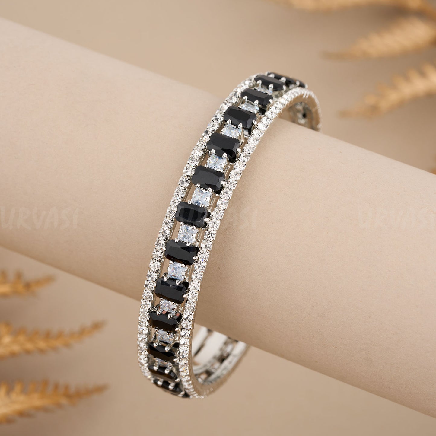 Bangles BA 100