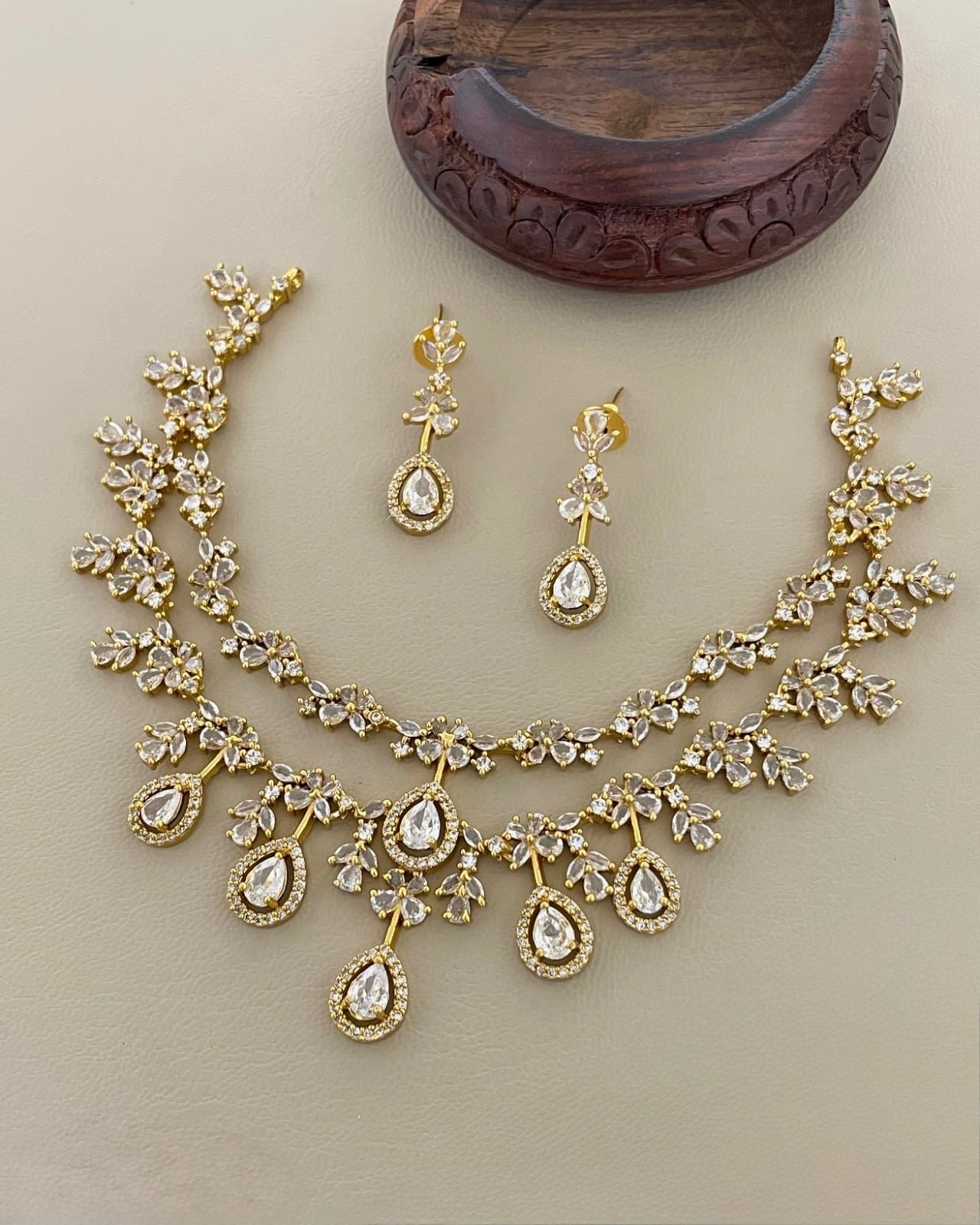 Gold-Polish Two-Layer Tear-Drop AD  Necklace 1590