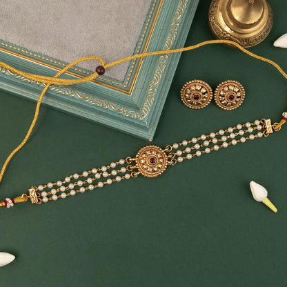 Gold-Toned Three-Layer Floral Pearl Necklace 1402
