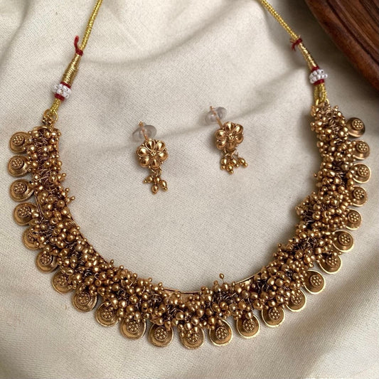 Gold-Polish Gunghroo Beaded Necklace 1360