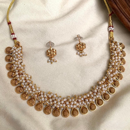 Gold-Polish Gunghroo Beaded Necklace 1360