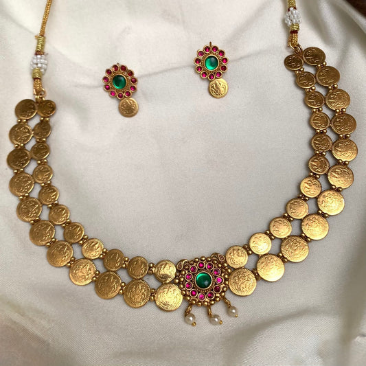 Gold-Toned Floral Pendant Two-Layer Kaasu Necklace 1560