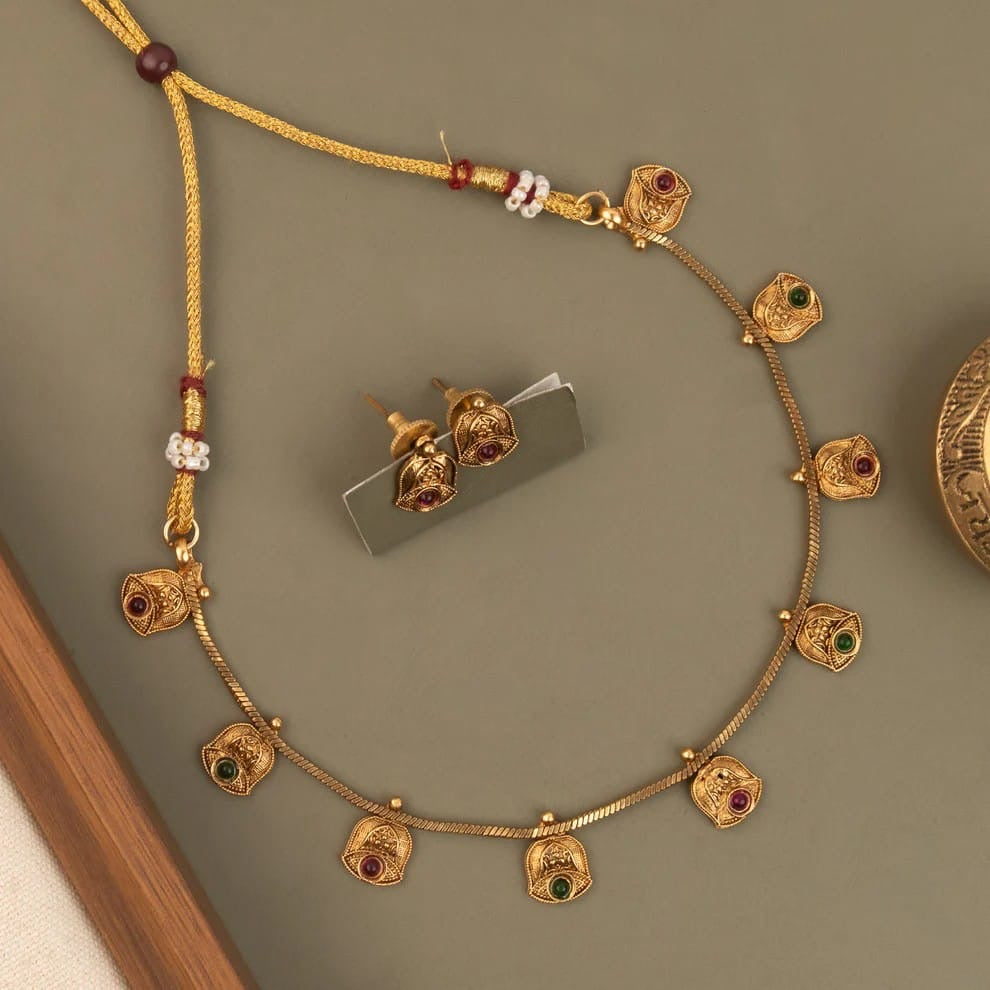 Gold-Toned Bell Designed Necklace 1804