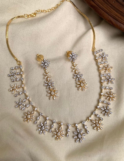 Gold-Toned Floral Victorian AD Necklace 1369