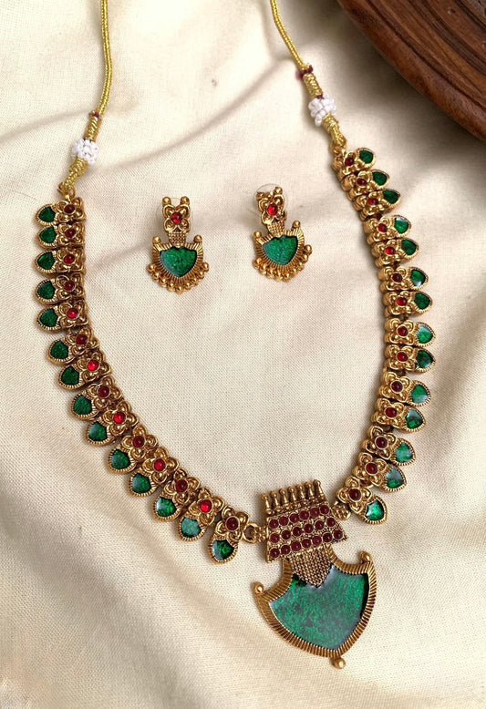 Gold-Toned Palakka Designed Necklace 1443