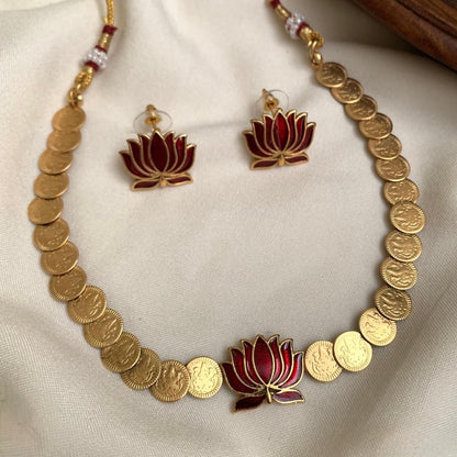 Gold-Polish Kashu Lotus Choker Necklace 1310