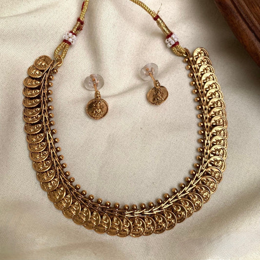 Matte Gold-Toned Lakshmi Kashu Necklace 1194