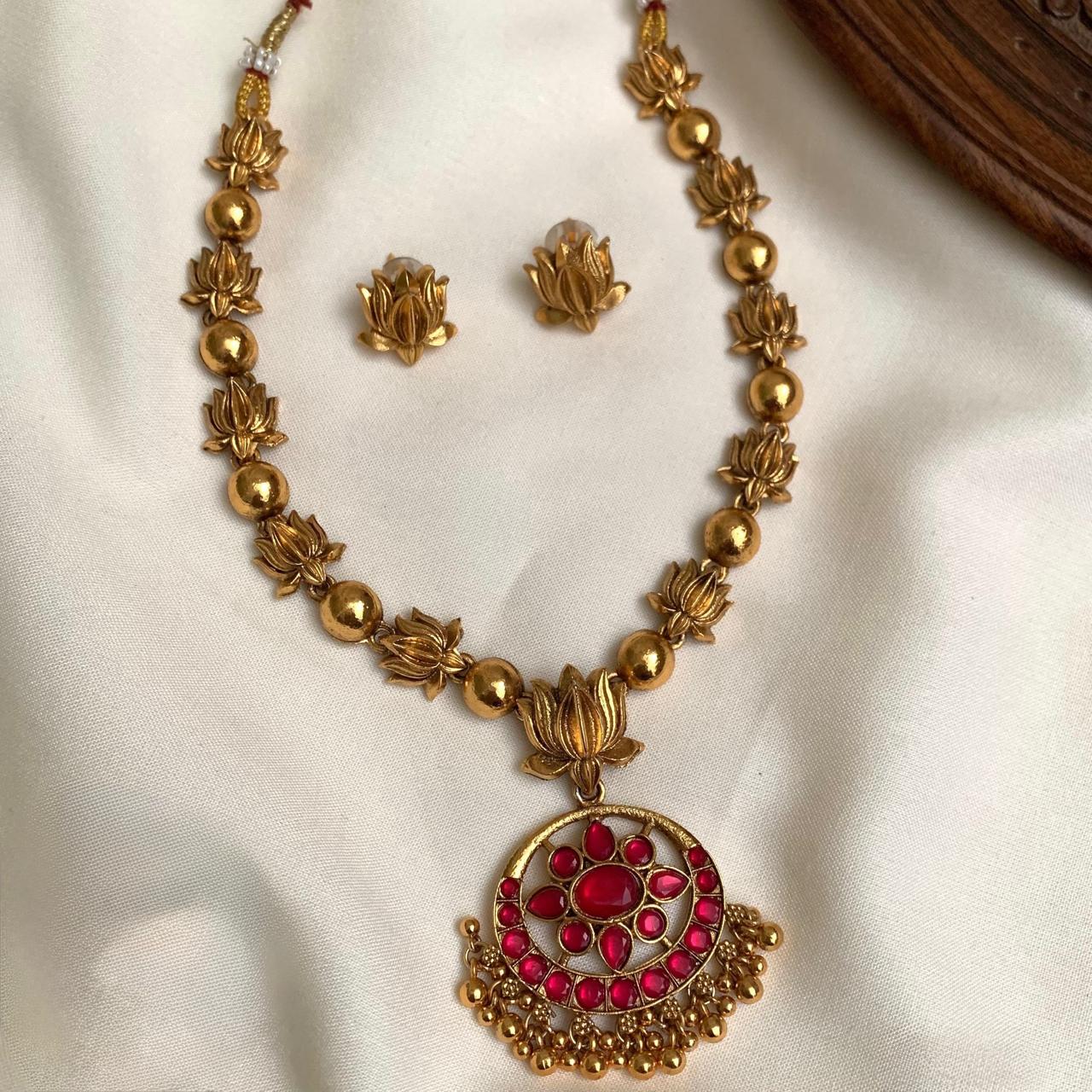 Gold-Toned Floral Pendant Lotus Necklace 1465