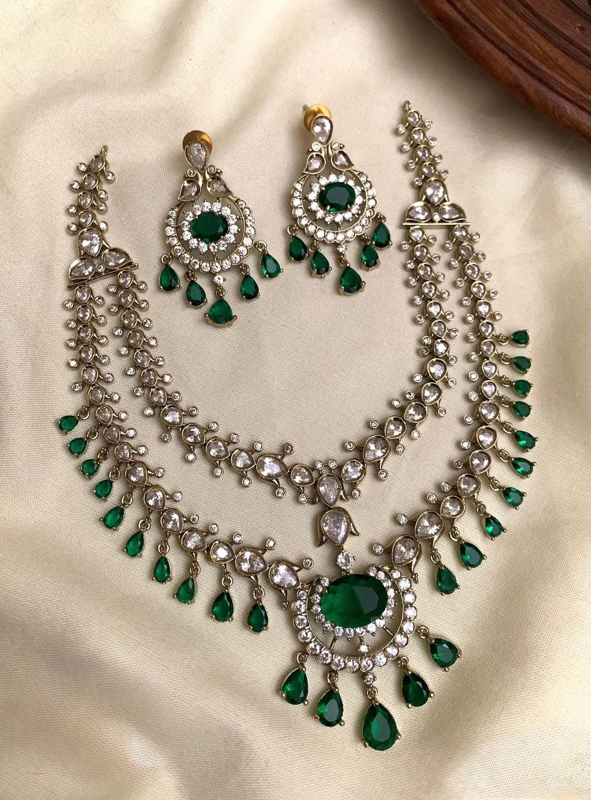 Mehendi Polish Victorian Designed Trisha Inspired Necklace 1172