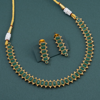 Necklace 050