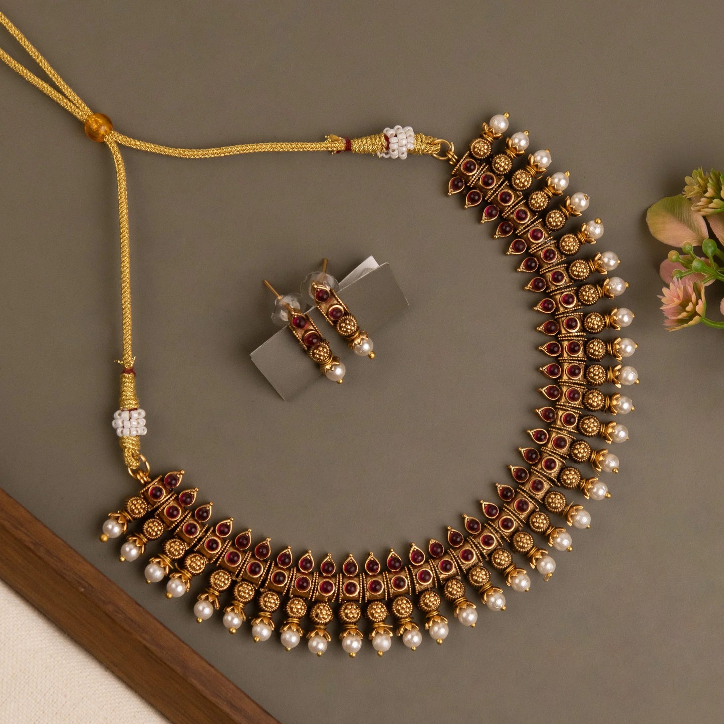 Gold-Toned Floral Pearl-Designed Tear-Drop Necklace 1359