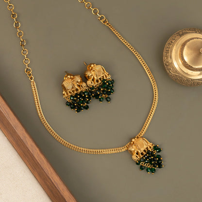 Gold-Polish Elephant Pendant Pearl Necklace 1585