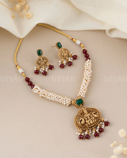 Gold-toned Lakshmi Pearl Necklace 588