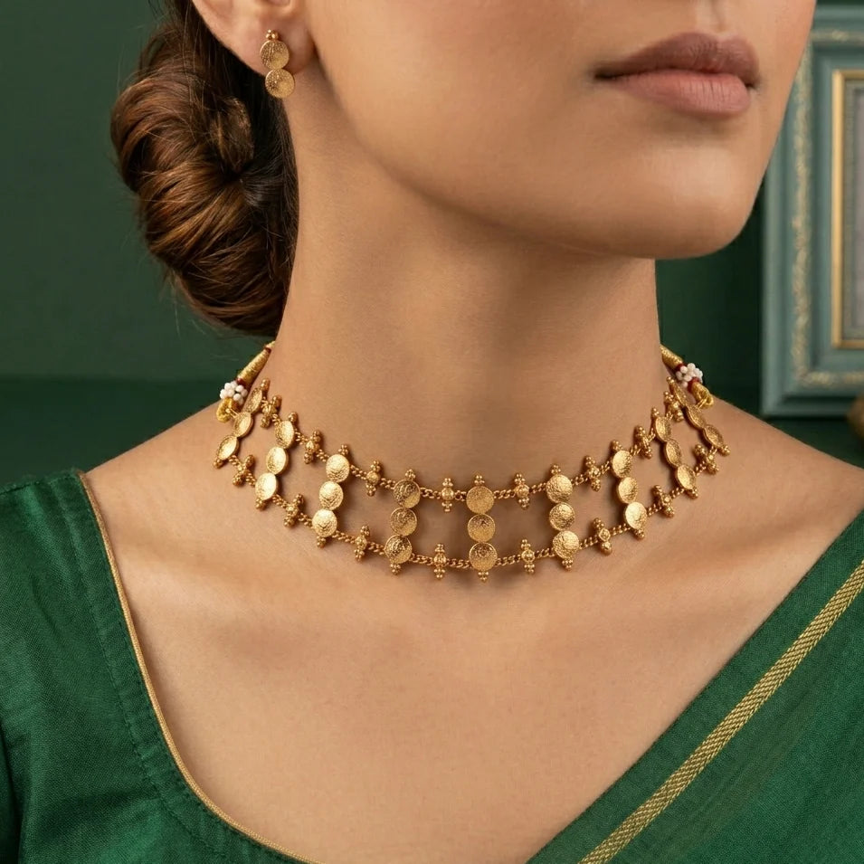 Gold-Toned Three-Layer Kaashu Choker Necklace  1408