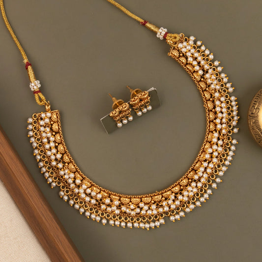 Gold-Toned Traditional Beaded Choker Necklace 1730