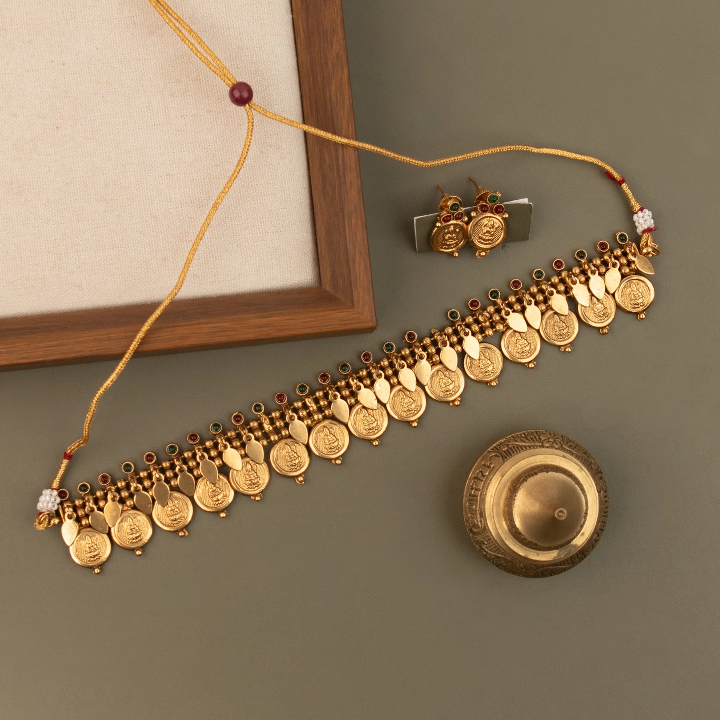 Gold-Toned  Lakshmi  Kaasu Ilakkathali  Choker Necklace   1731