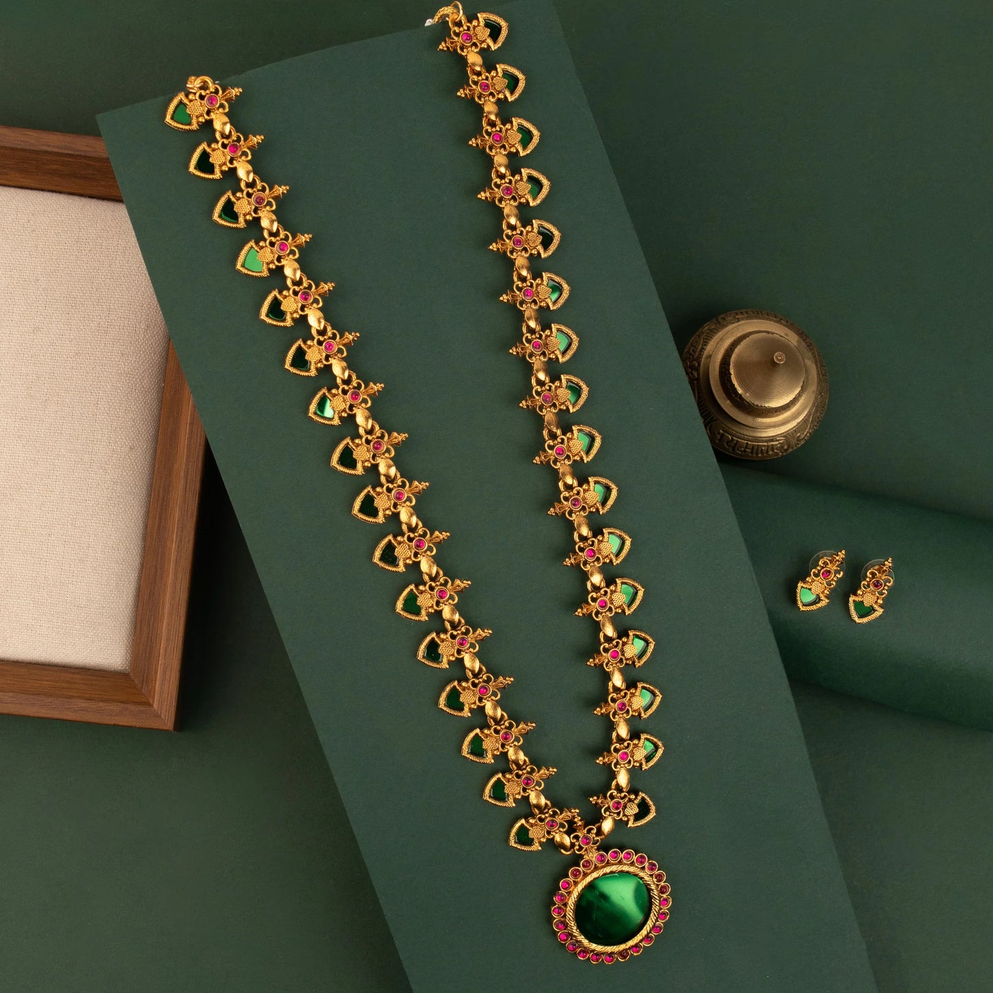 Gold-Plated Palakka Long Necklace 1721