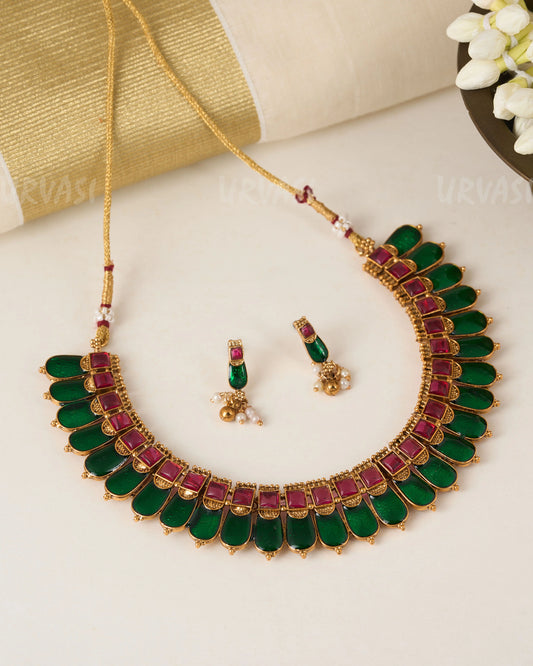 Traditional Kovai Palakka Version  Necklace 002