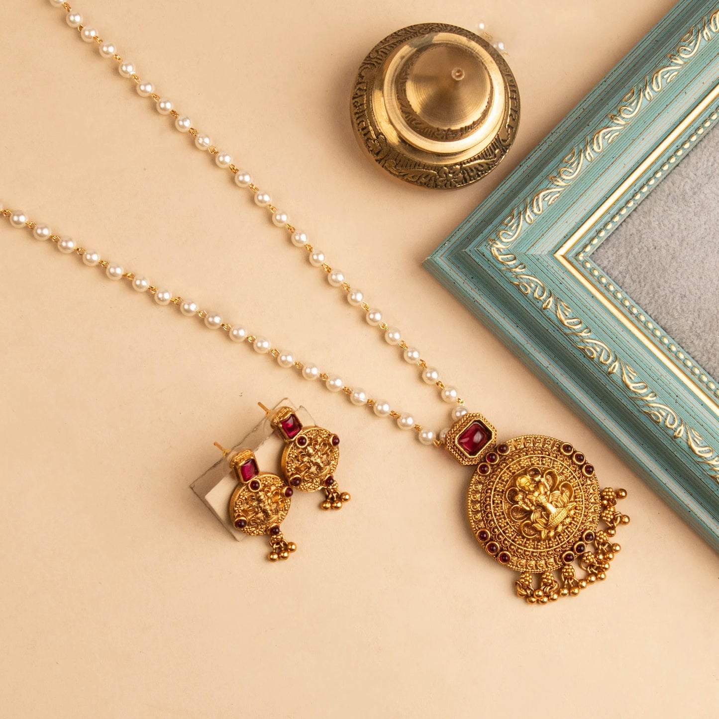 Gold-Polish Lakshmi Pearl Necklace 1271