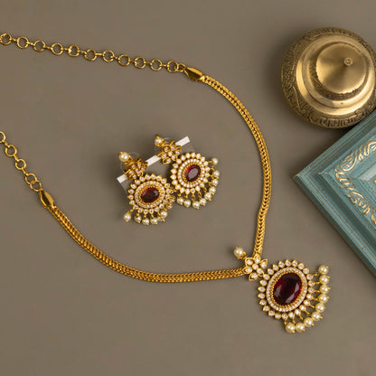 Gold-Polish Tear-Drop Designed Floral Necklace 1273