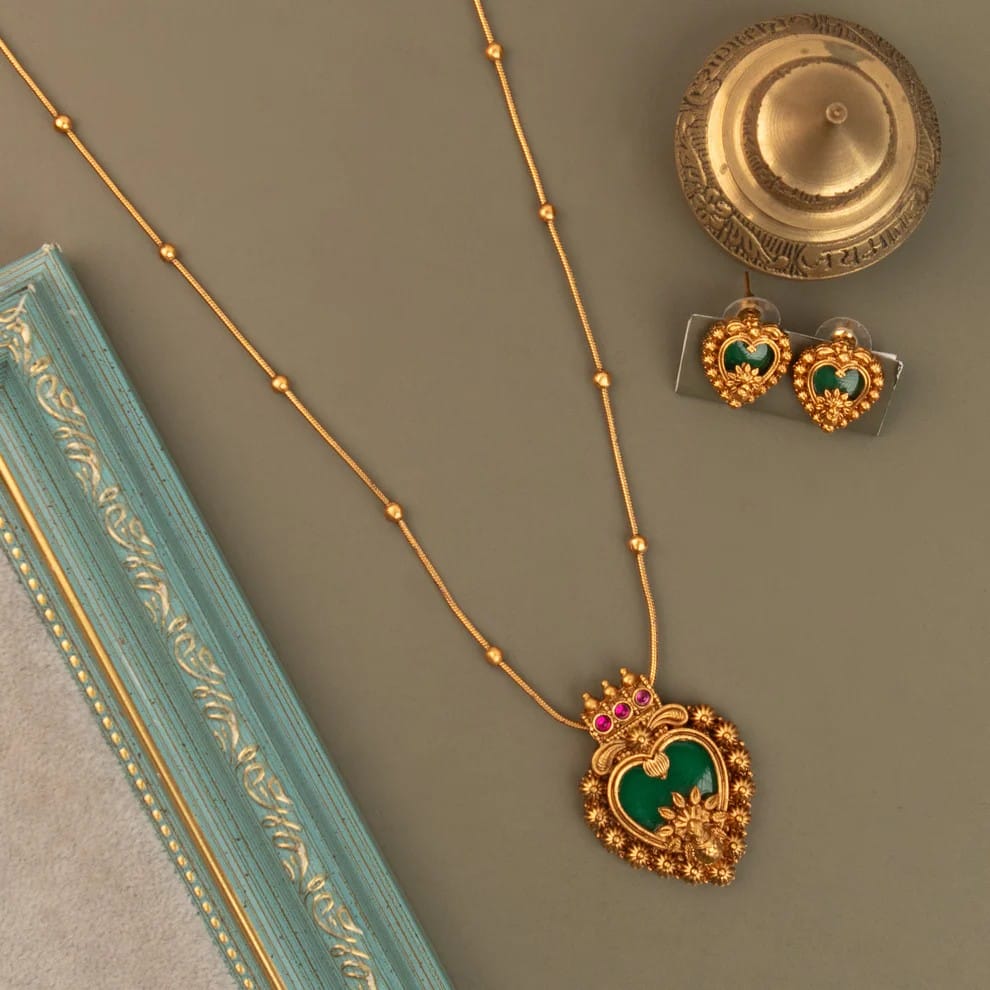 Gold-Toned Traditional Palakka Long Necklace 1760