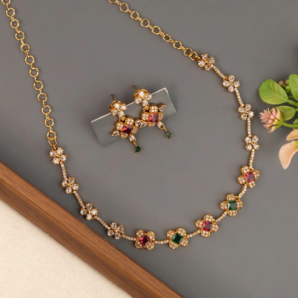 Gold-Toned Floral Stone Studded Necklace 1769