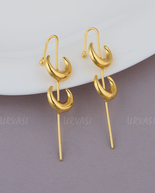 Gold-Toned Chandbhali Designed EarCuff Earrings ER 878