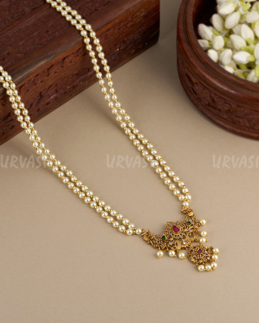 Gold-Toned Stone-Studded Pearl Mala  Ma 096