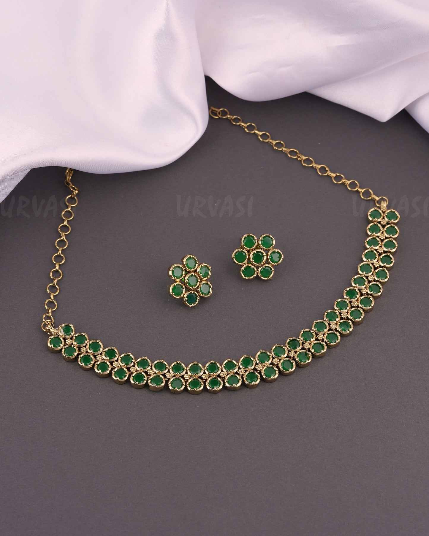 Mehendi Polish Stone-Studded Floral Choker Necklace 703