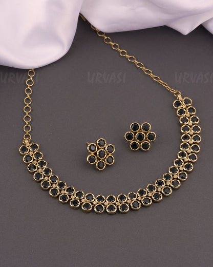 Mehendi Polish Stone-Studded Floral Choker Necklace 703