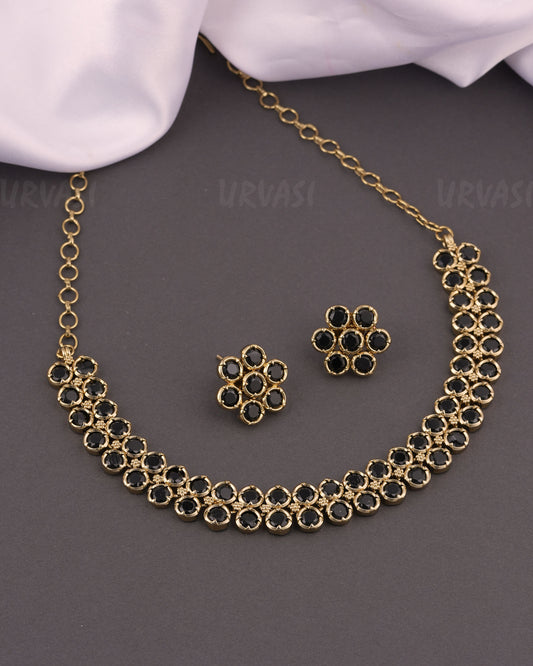 Mehendi Polish Stone-Studded Floral Choker Necklace 703