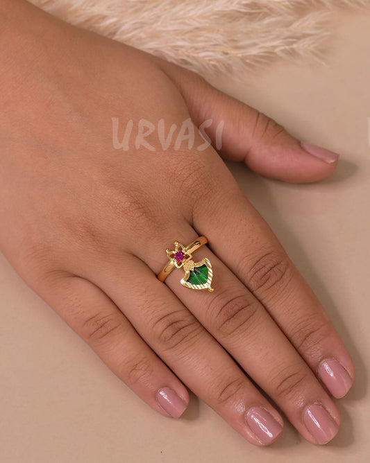 Gold-Toned Palakka Designed Adjustable Finger Ring FR 53