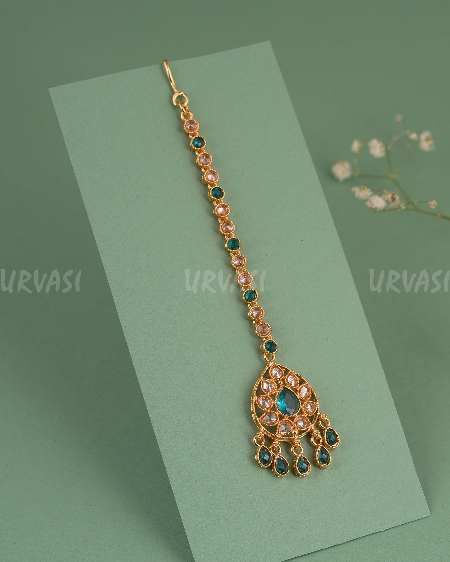 Gold-Toned AD Teardrop Designed Chutty CH 148