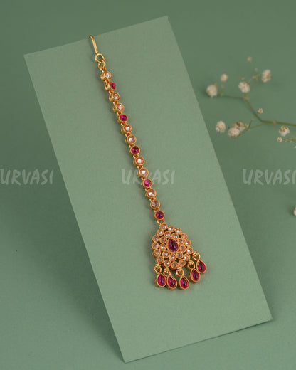 Gold-Toned Teardrop Designed Chutty CH 135