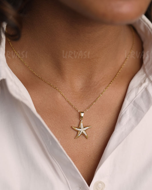 Gold-Toned Star-Designed Stainless Steel Simple Chain SC 112