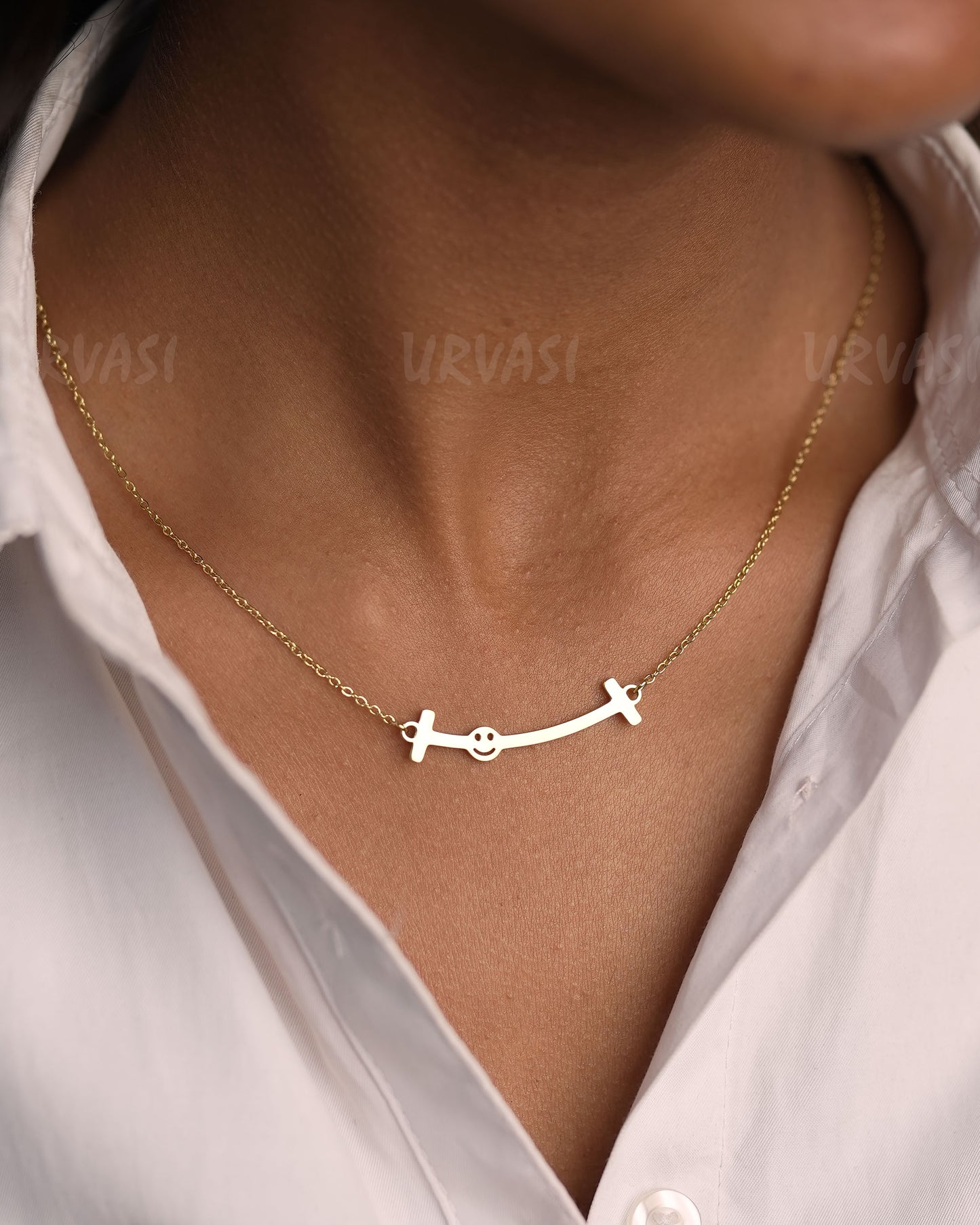 Gold-Polish Smiley Face Pendant Simple Chain SC 152