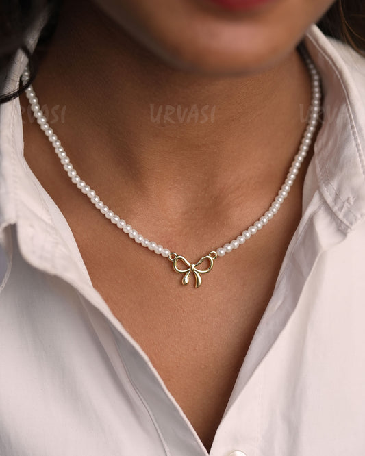 Pearl Beaded Bow Pendant Simple Chain SC 177