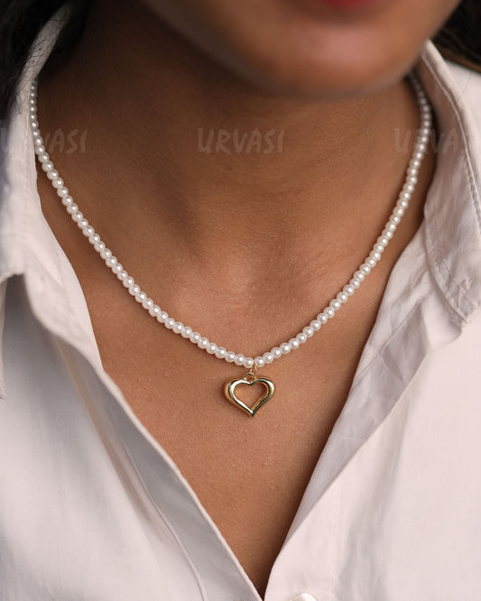 Pearl Beaded Heart Pendant Simple Chain SC 176