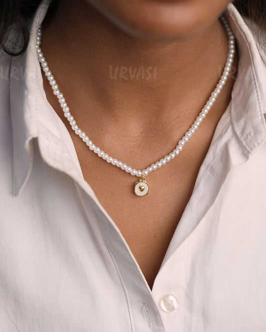 Pearl Beaded Square-Heart Pendant Simple Chain SC 175