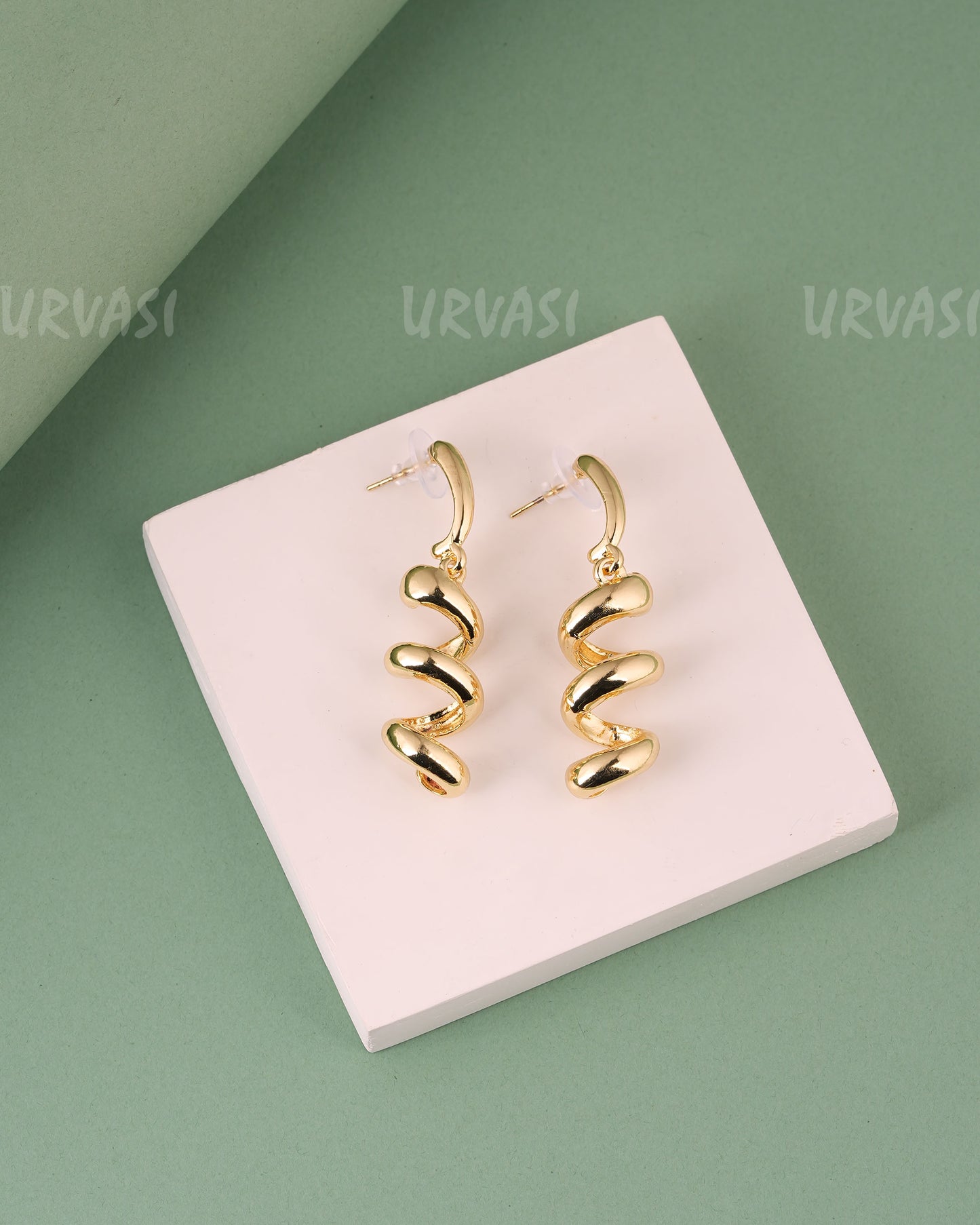 Glossy-Gold Spiral Twister Earrings  ER 233