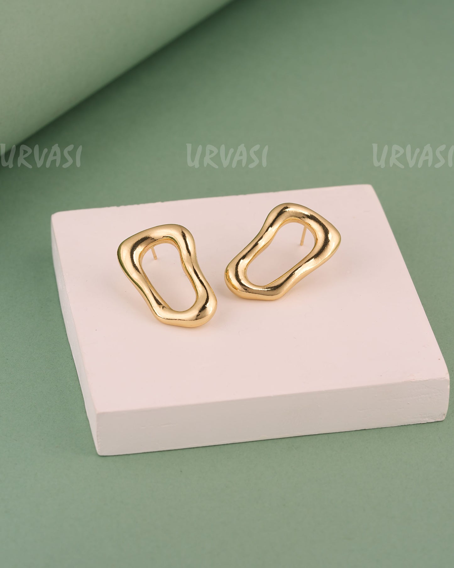 Glossy-Gold Hollow Design Stud Earrings ER 133