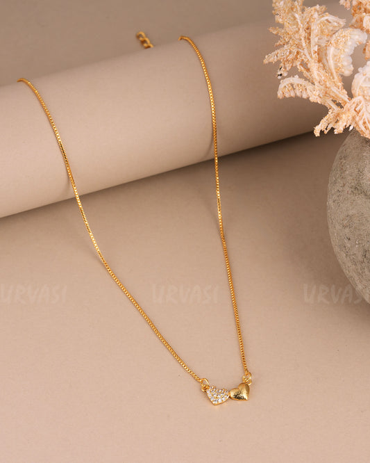 Gold-Toned Heart-Pendant Mala Ma 140