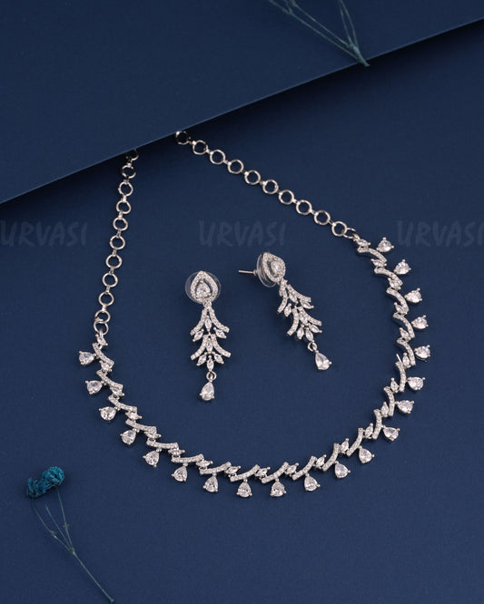 Rhodium Polish Pear-Shape Droplet Necklace 968