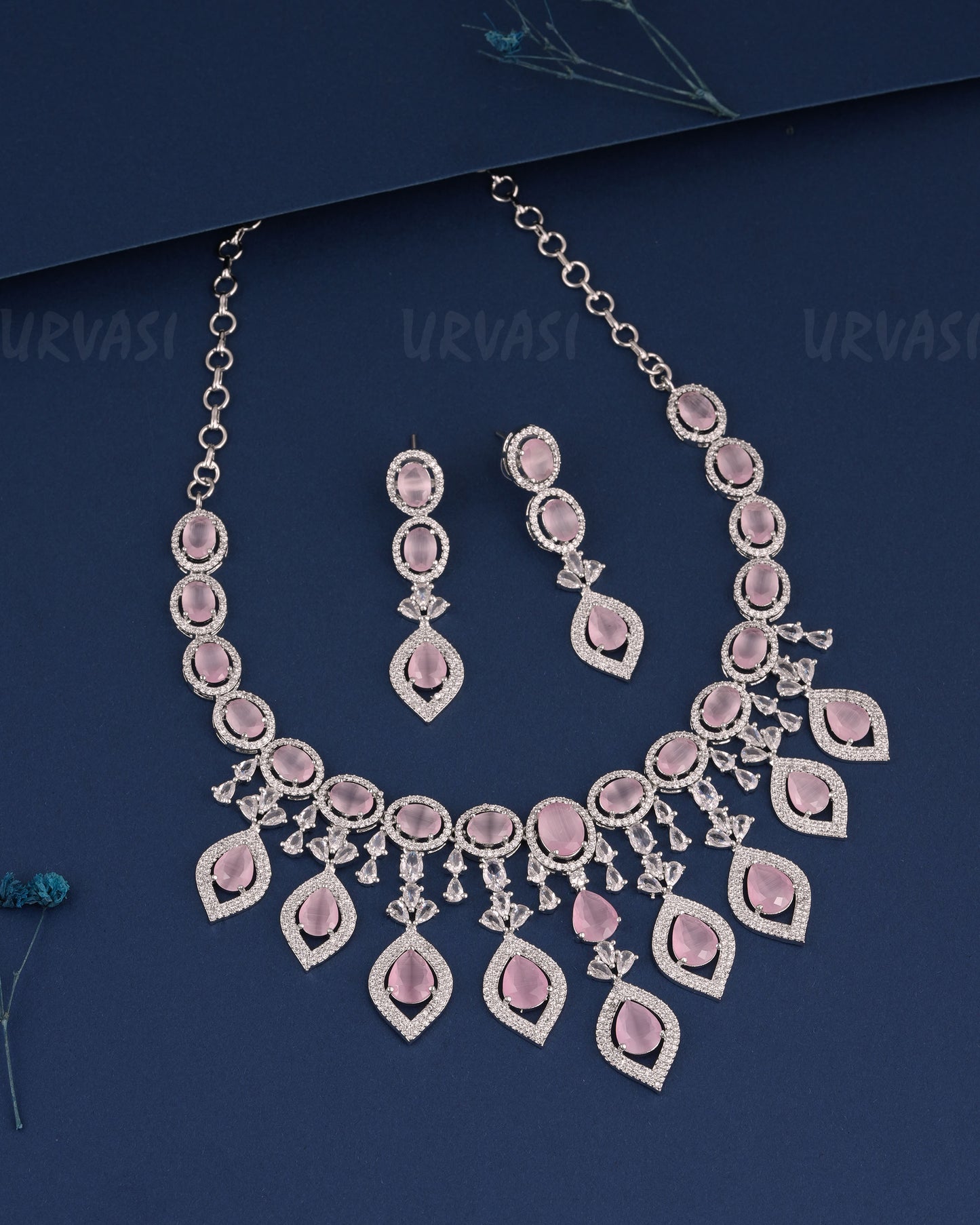 Rhodium Polish Leaf-Designed Hanging AD Necklace 1494