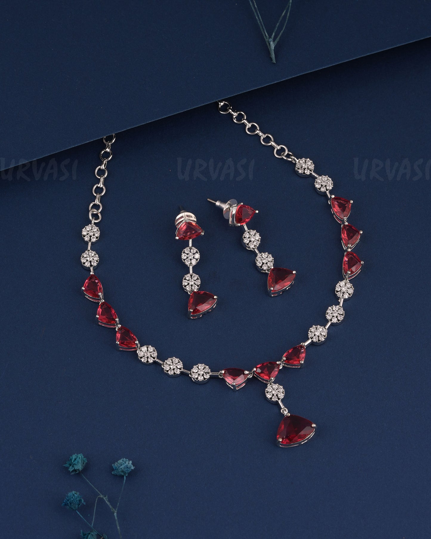 Rhodium Polish Tear-Drop Designed Floral Necklace 1528